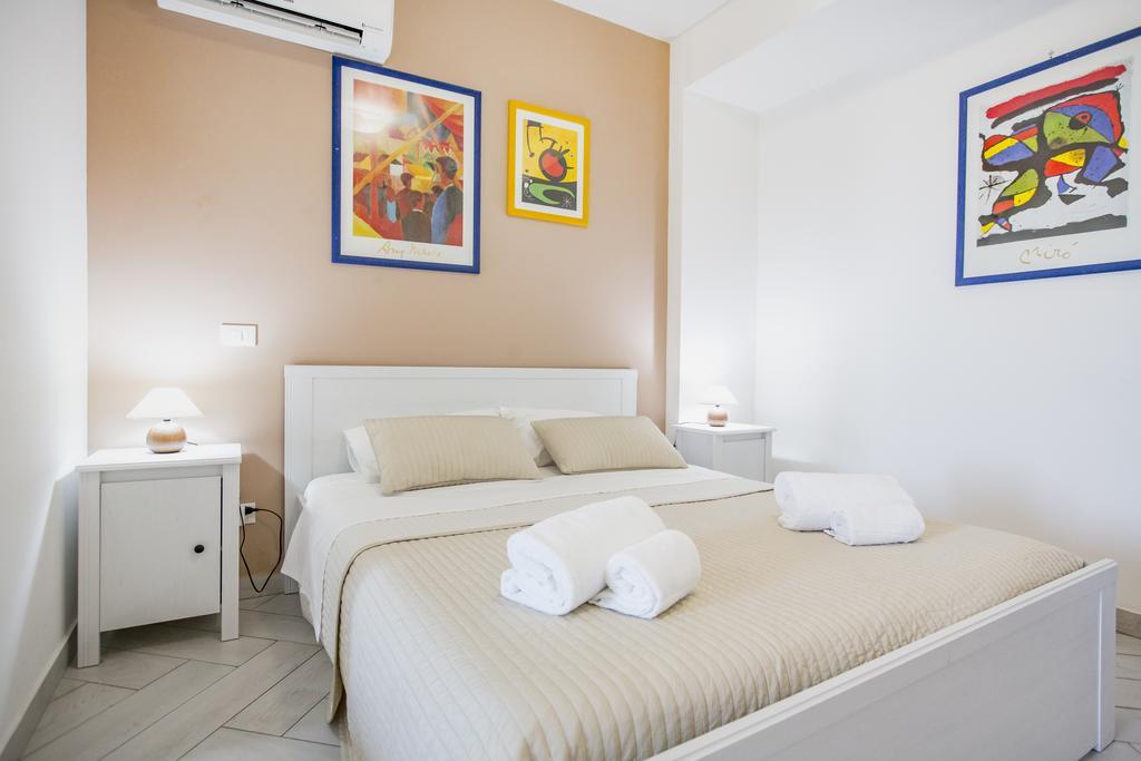 Belvedere Rent Rooms Campofelice Di Roccella Exterior foto