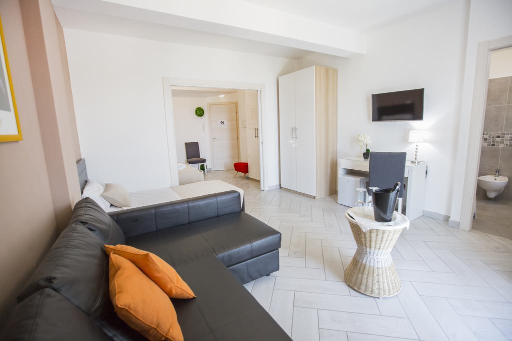 Belvedere Rent Rooms Campofelice Di Roccella Exterior foto